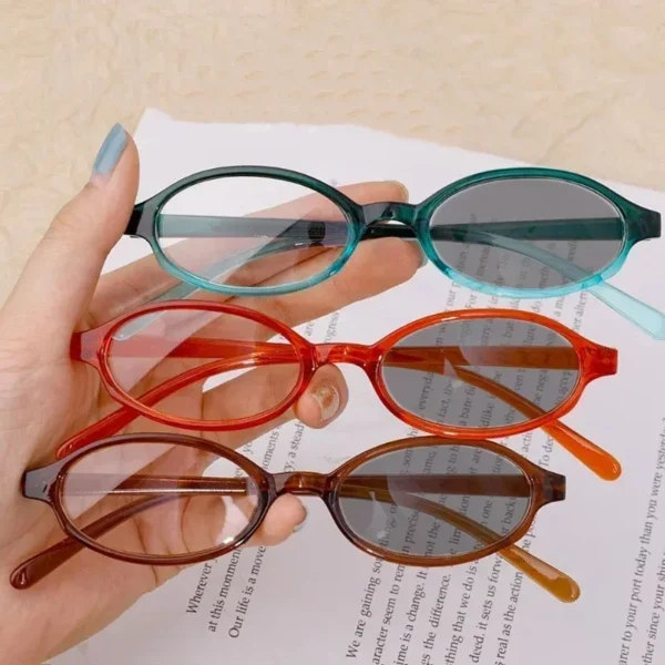 Women's New Finished Photochromic Myopia Glasses Men Small Oval Frame Minus Eyewear Fashion Discoloration Ultralight Eyeglasses - Image 2
