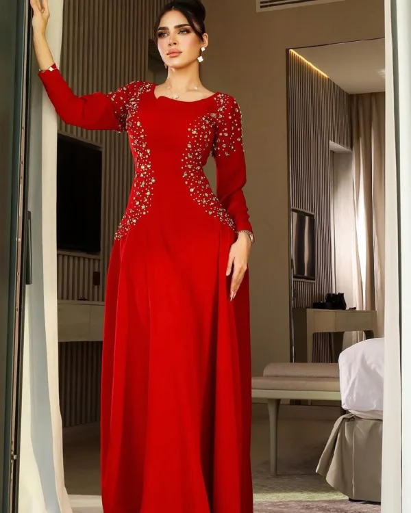 Customized Long Sleeves Prom Dresses Scoop Neck Pleated Beadings Floor Length Temperament Evening Dresses