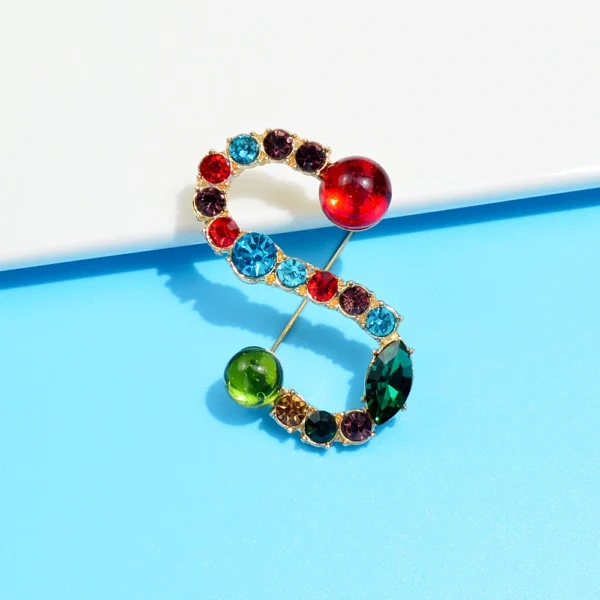 CINDY XIANG 26 Letters Rhinestone Alphabet Brooch Letter Pin Colorful Design Fashion Jewelry ABC Pin High Qulaity Winter Gift - Image 35